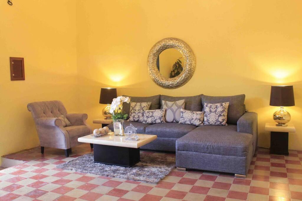 Вилла Casona Xtabay, En El Centro De Valladolid Вальядолид Экстерьер фото